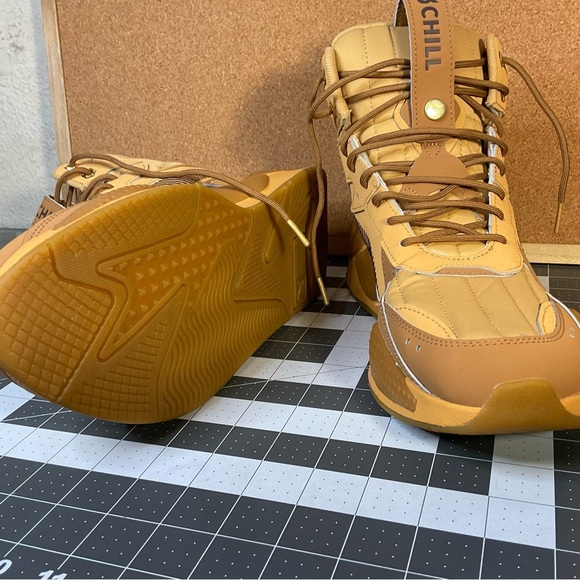 PUMA RS-X & CHILL
NWOT - Picture 8 of 16